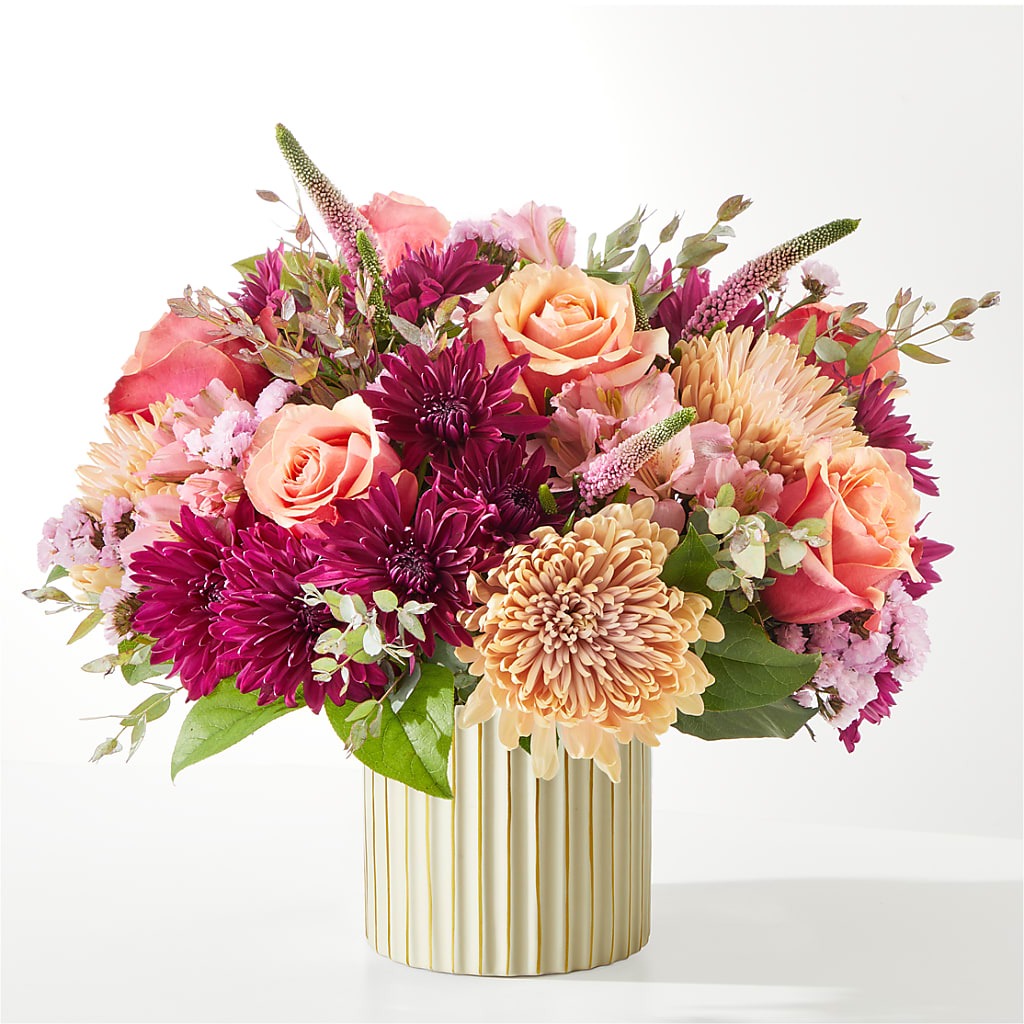 Berry Cobbler Bouquet with Ivory Vase – JAN'S FLOWER BOUTIQUE, Thibodaux LA