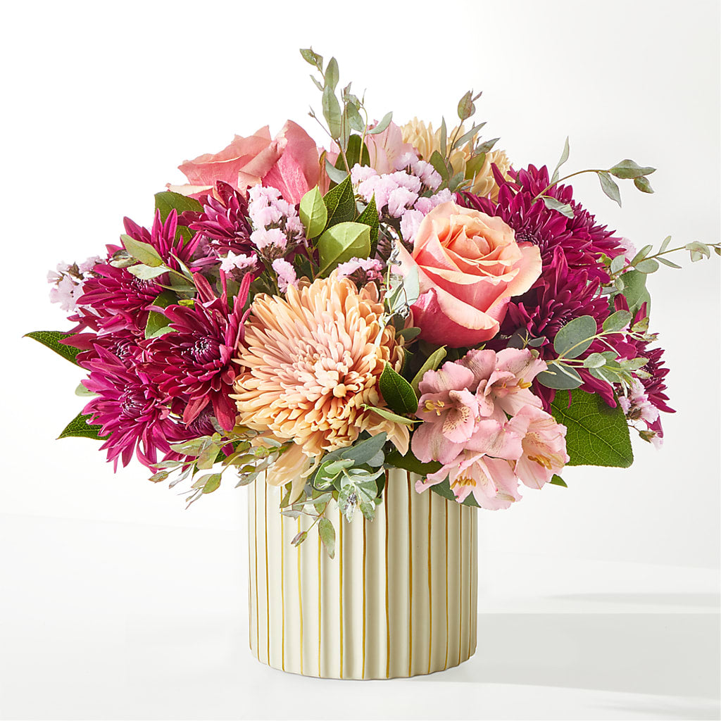 Berry Cobbler Bouquet with Ivory Vase – JAN'S FLOWER BOUTIQUE, Thibodaux LA