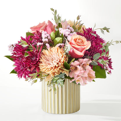 Berry Cobbler Bouquet with Ivory Vase – JAN'S FLOWER BOUTIQUE, Thibodaux LA